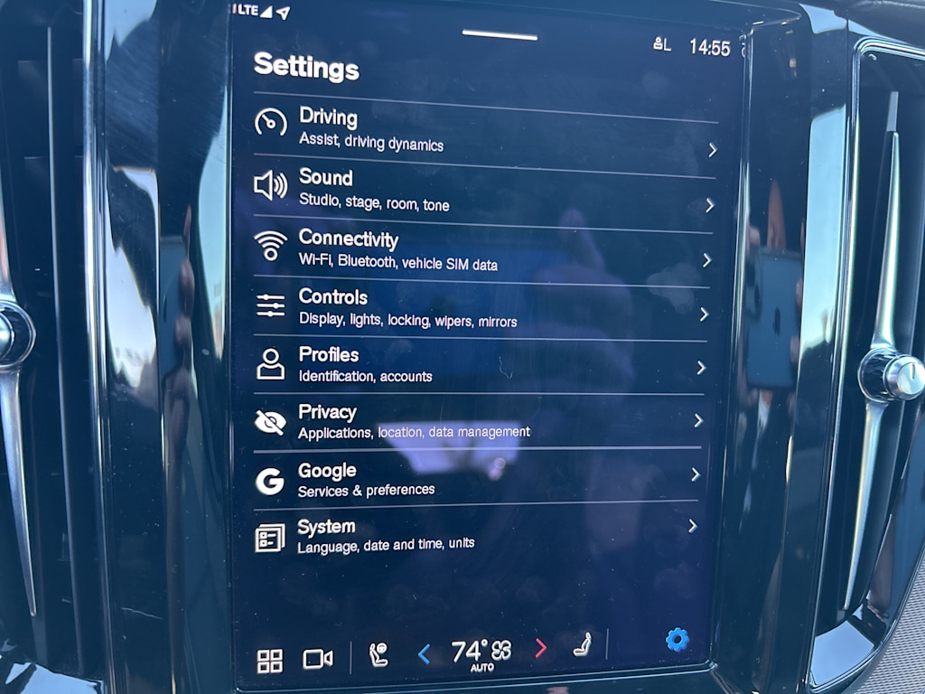 Thumbnail: 2022 Volvo XC60 - 40