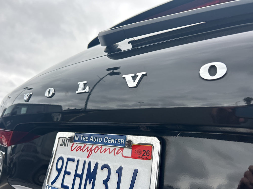 Thumbnail: 2023 Volvo XC60 - 28