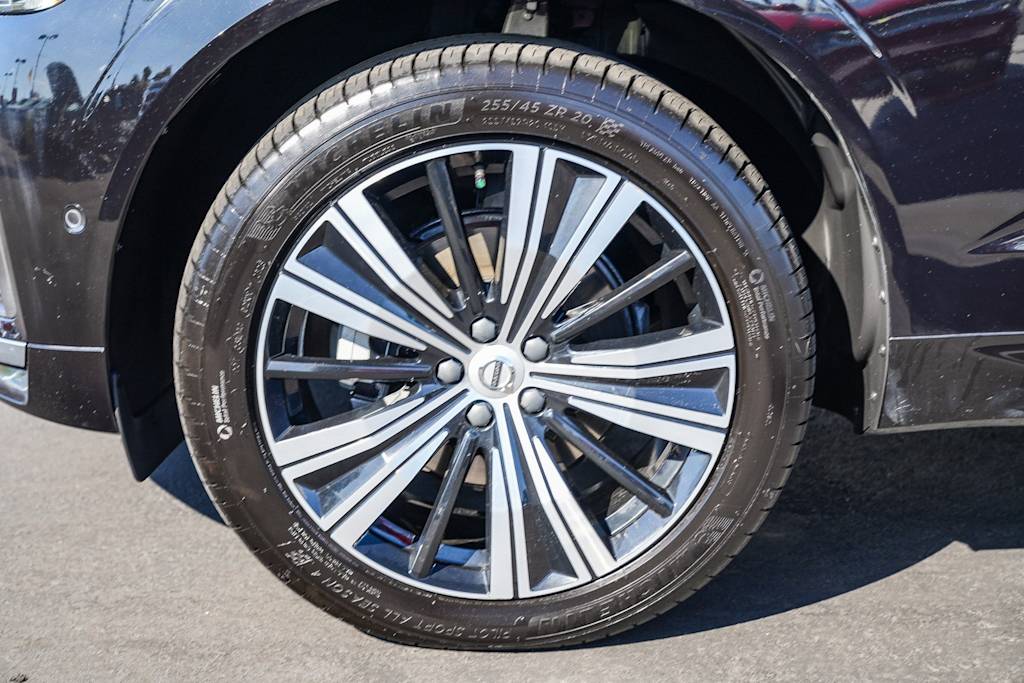 Thumbnail: 2023 Volvo XC60 - 7