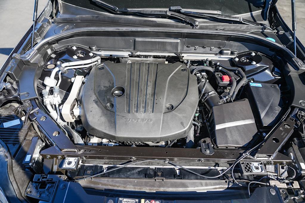 Thumbnail: 2023 Volvo XC60 - 8