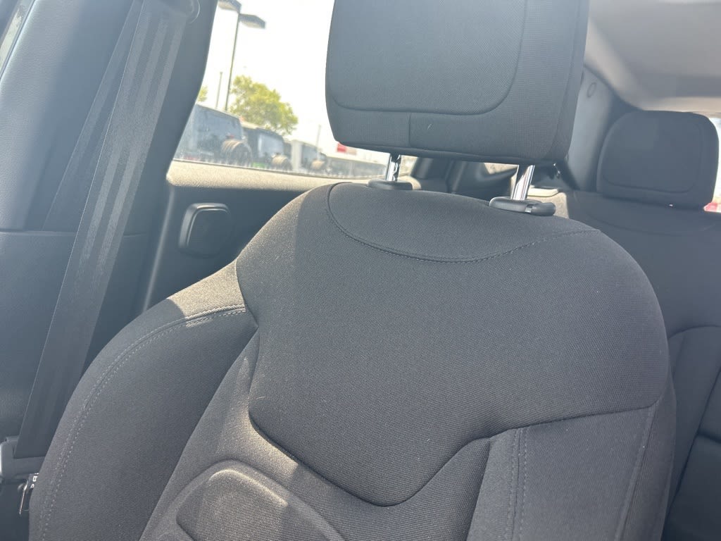 2022 Jeep Renegade Latitude 42