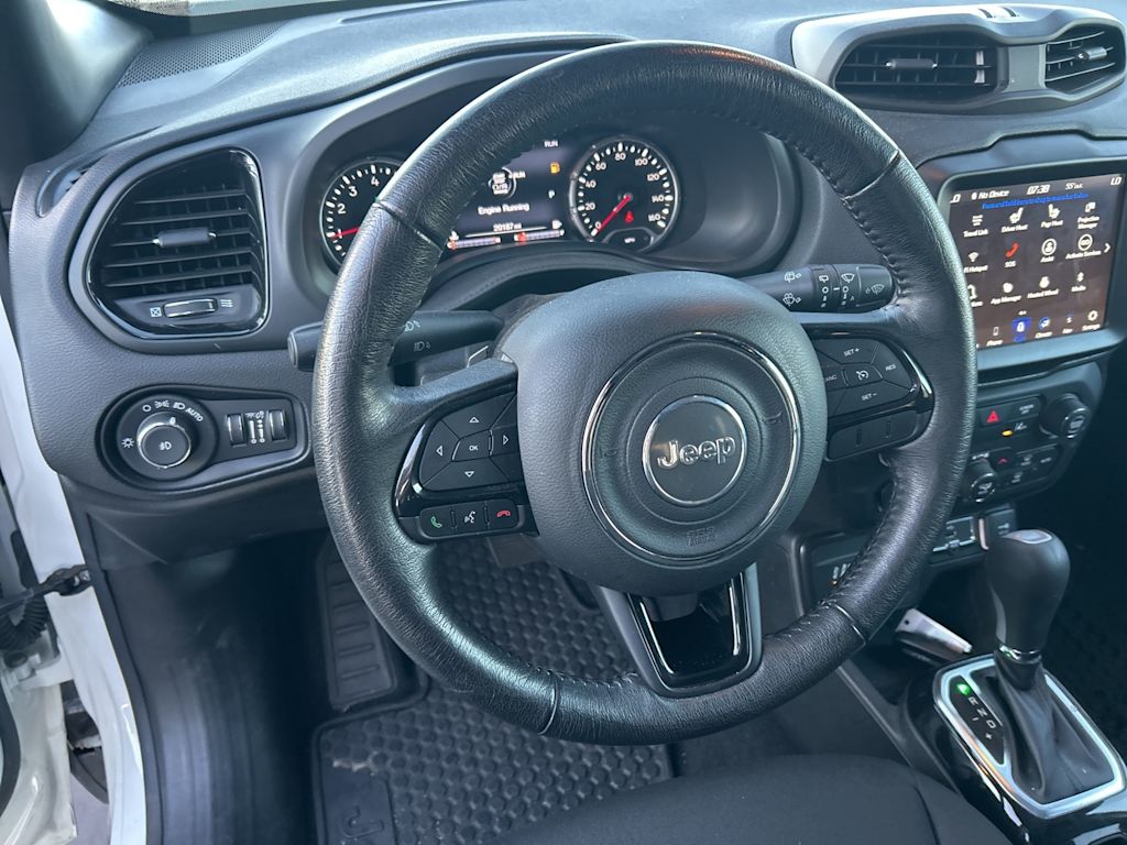 Thumbnail: 2022 Jeep Renegade - 11