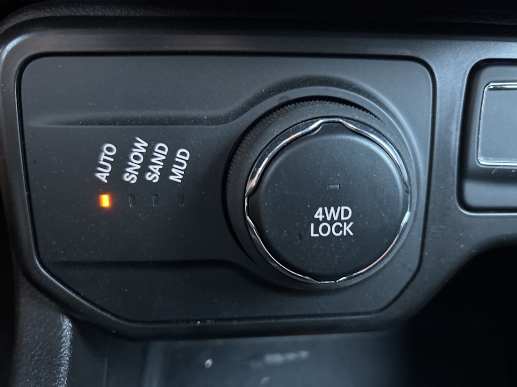 Thumbnail: 2022 Jeep Renegade - 37