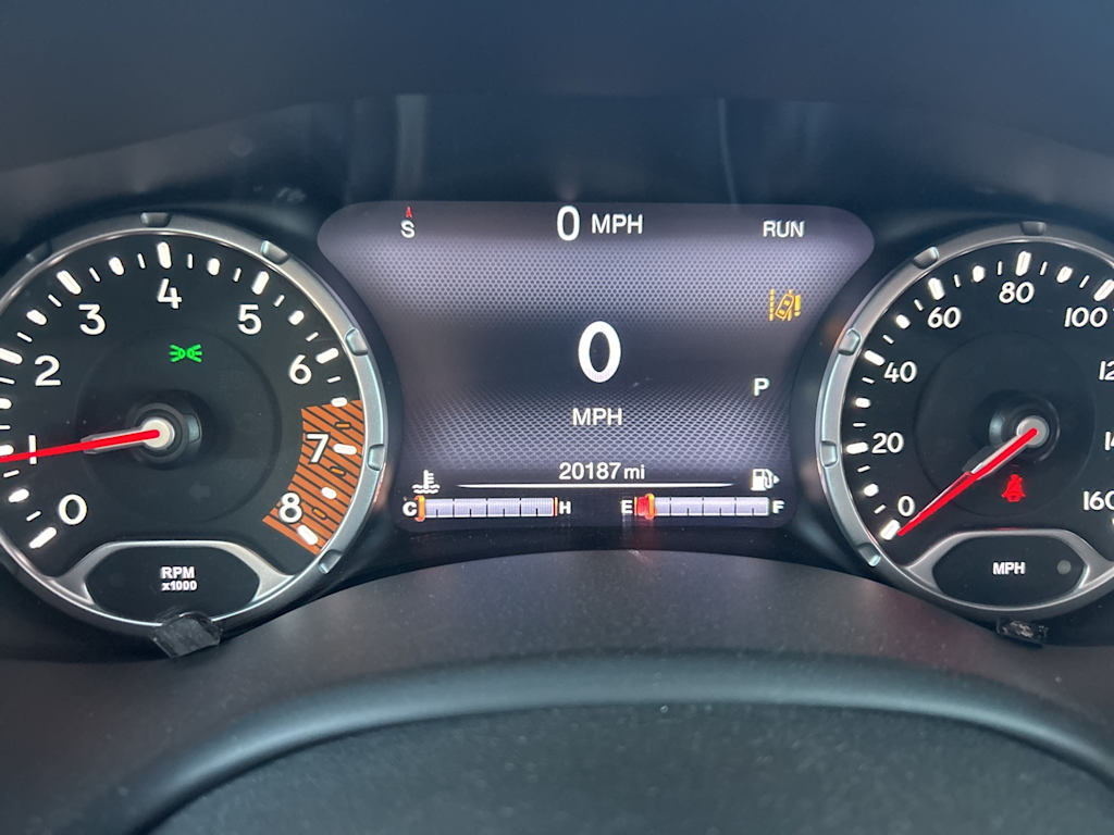 Thumbnail: 2022 Jeep Renegade - 14