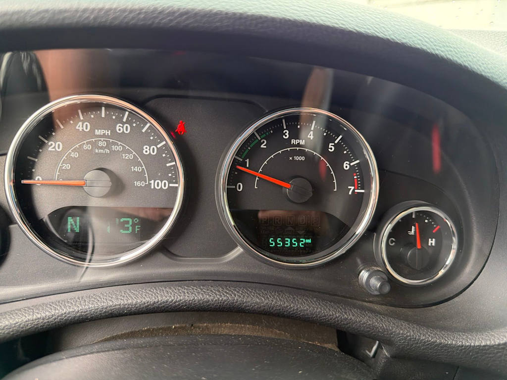Thumbnail: 2016 Jeep Wrangler - 11