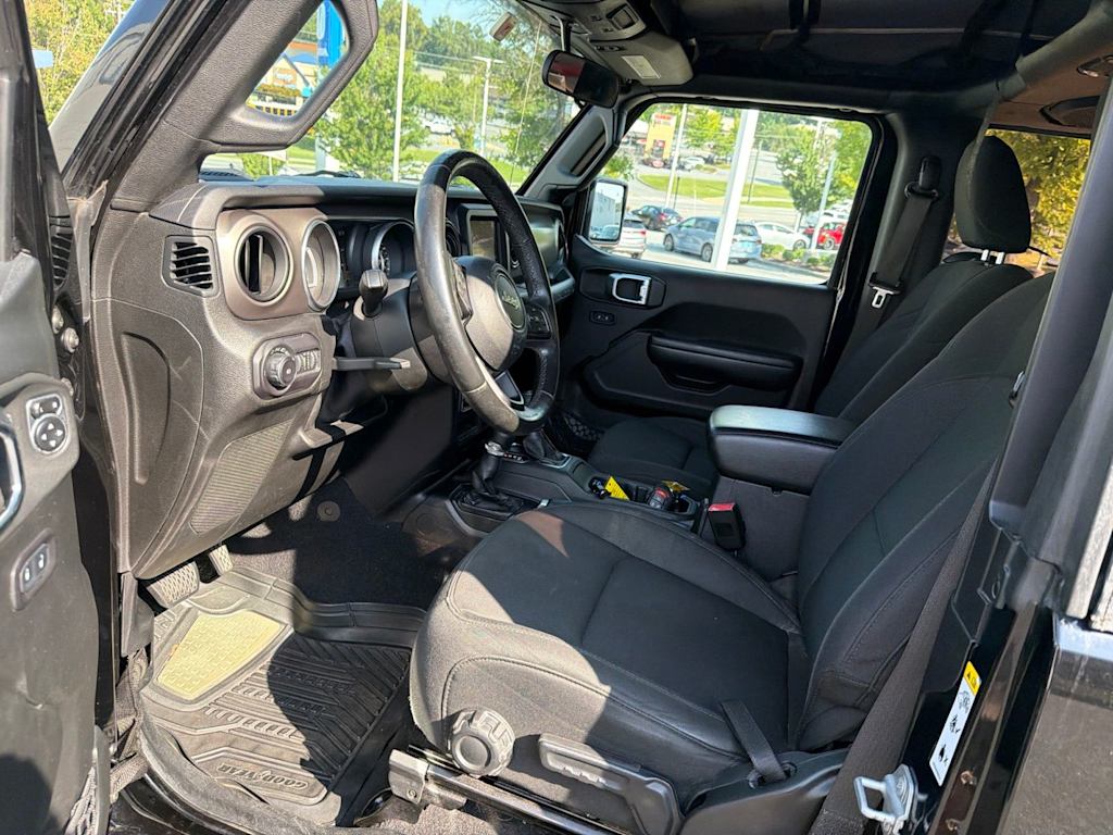 Thumbnail: 2018 Jeep Wrangler - 8
