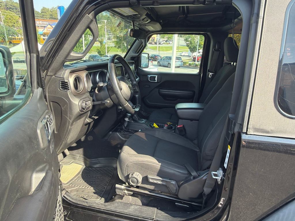 Thumbnail: 2018 Jeep Wrangler - 7