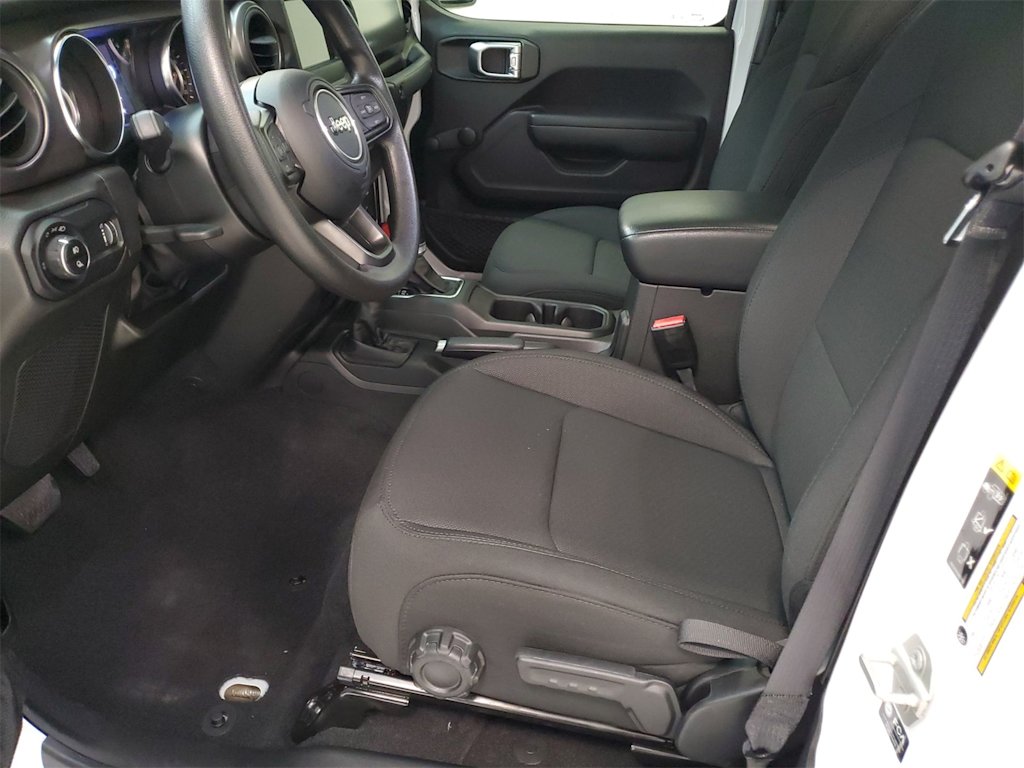 Thumbnail: 2023 Jeep Gladiator - 8