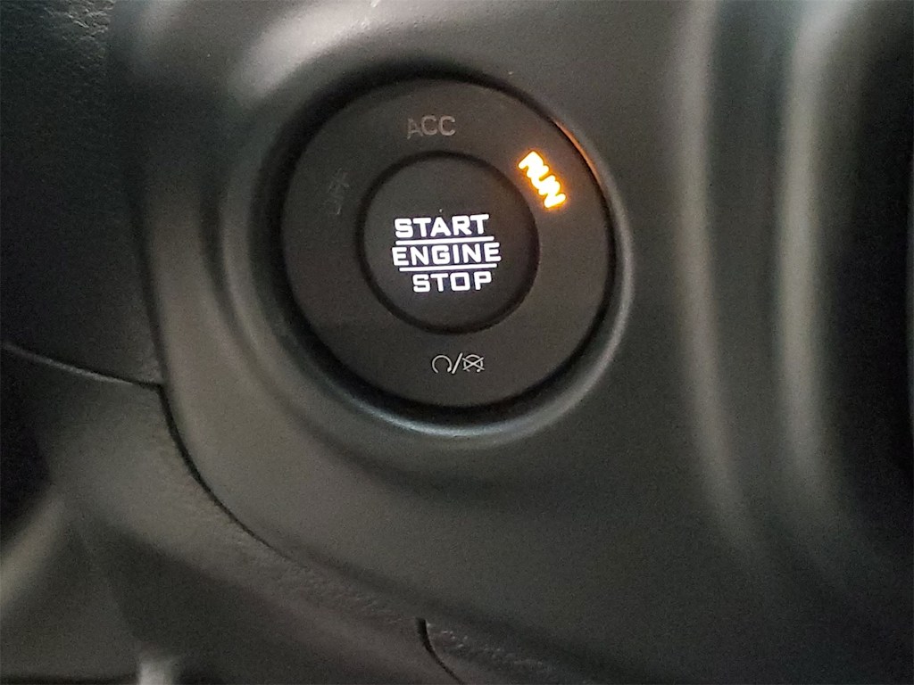 Thumbnail: 2023 Jeep Gladiator - 13