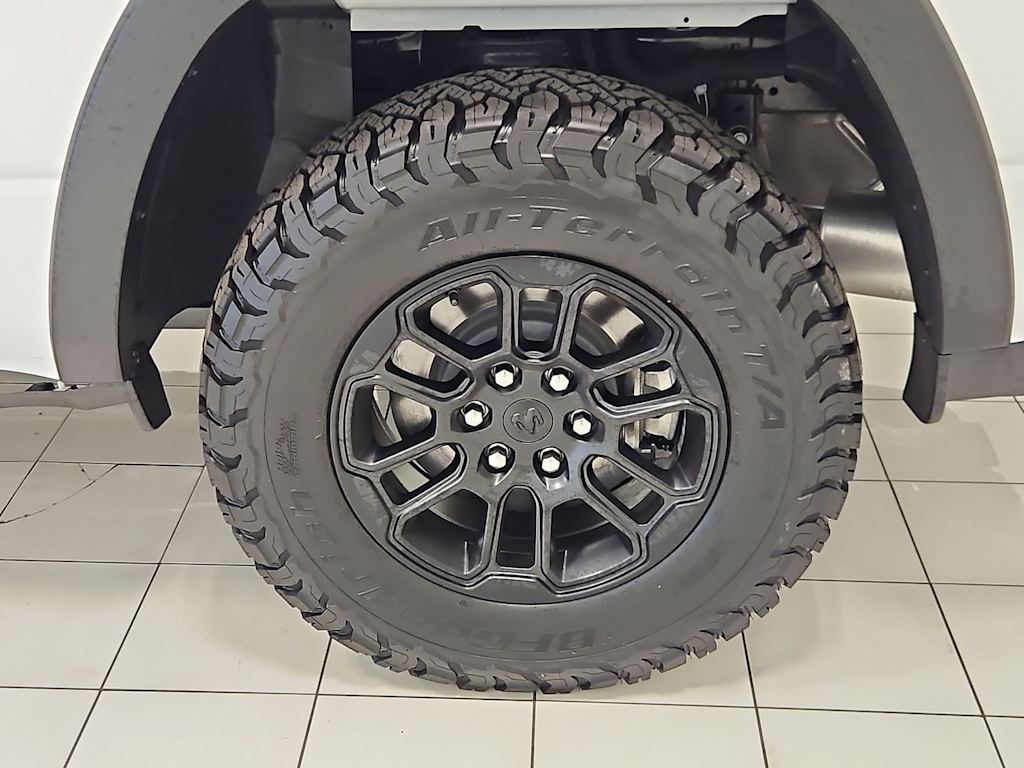 Thumbnail: 2026 RAM 1500 - 6