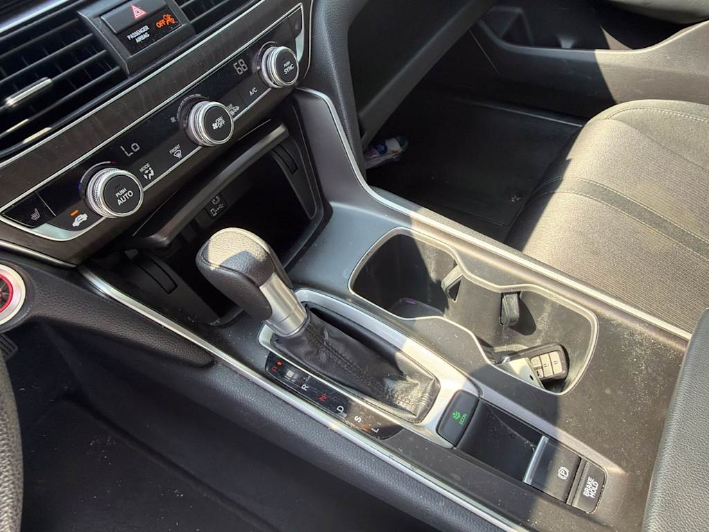 Thumbnail: 2018 Honda Accord - 6