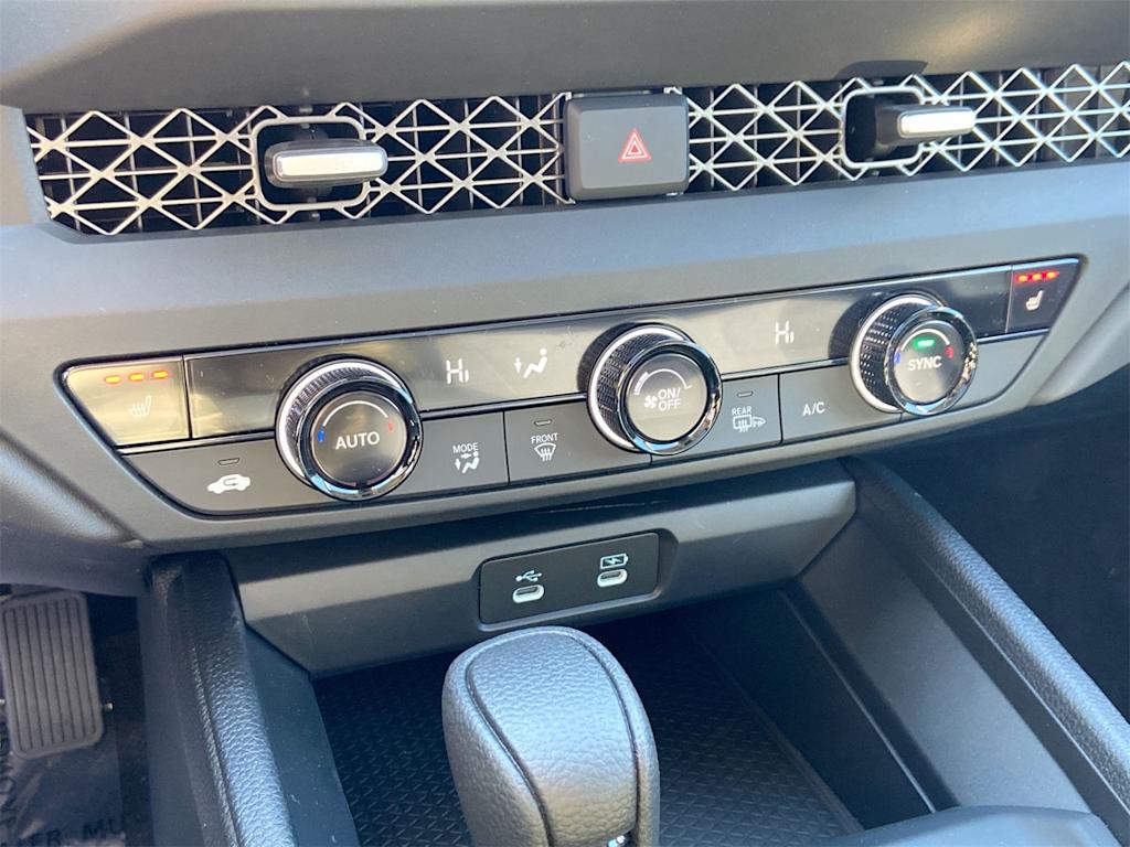 Thumbnail: 2025 Honda Accord - 25