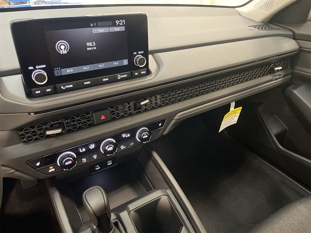 Thumbnail: 2025 Honda Accord - 29