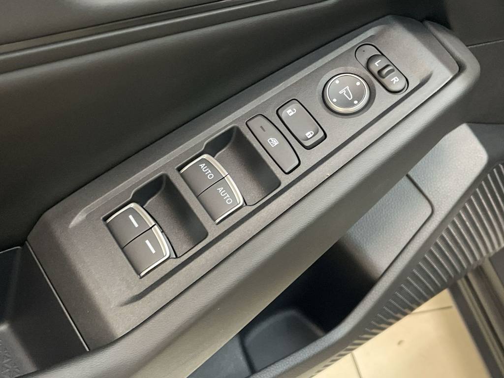 Thumbnail: 2025 Honda Accord - 26