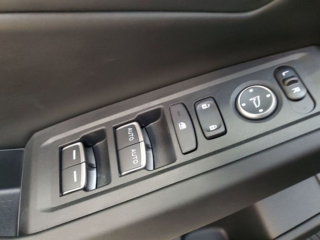 Thumbnail: 2025 Honda Accord - 25