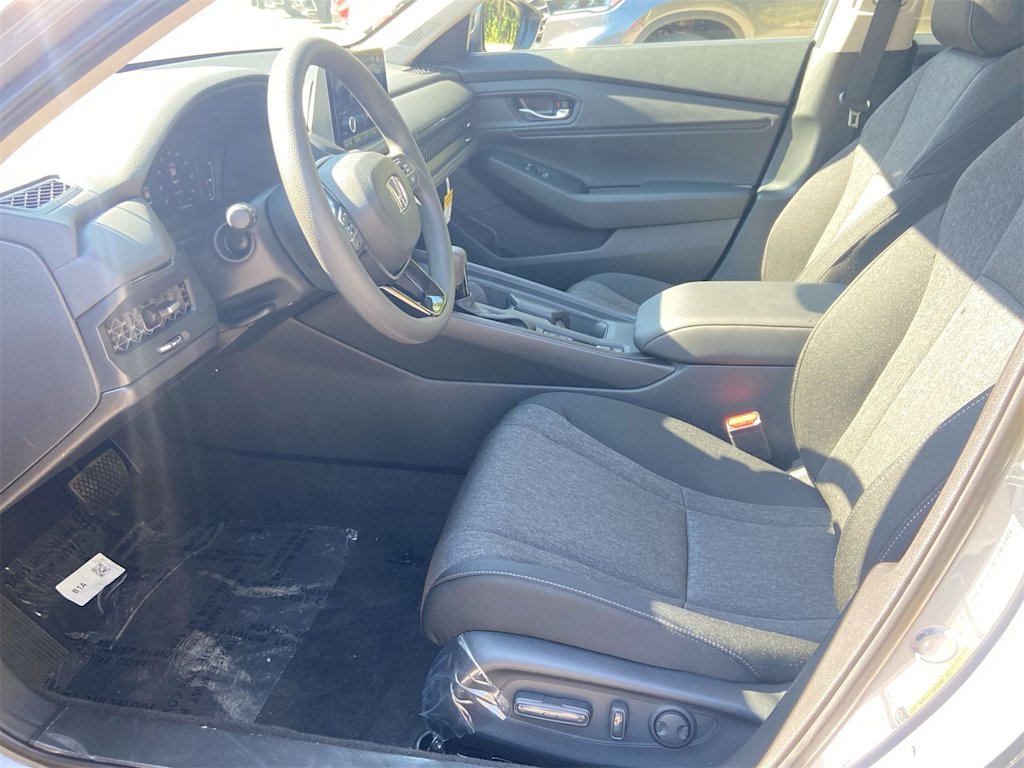 Thumbnail: 2025 Honda Accord - 9