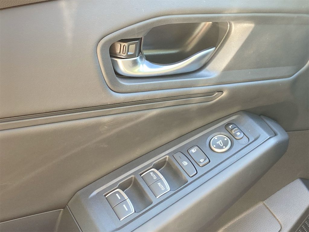 Thumbnail: 2025 Honda Accord - 27