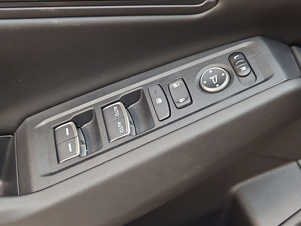 Thumbnail: 2025 Honda Accord - 25