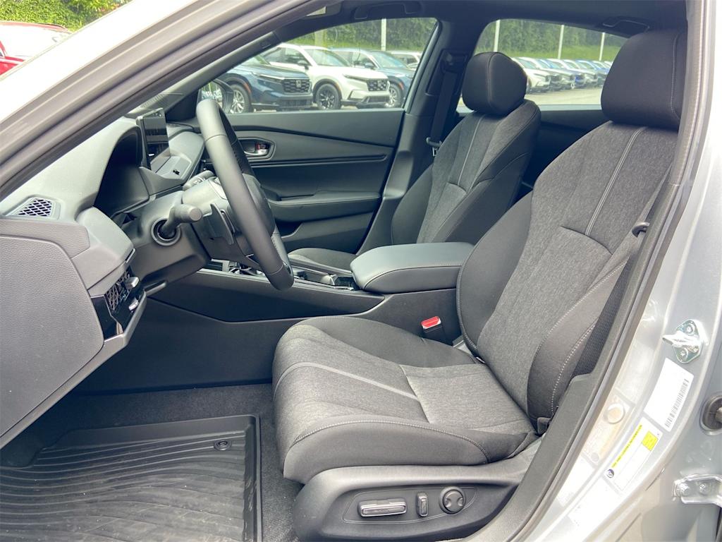 Thumbnail: 2025 Honda Accord - 9