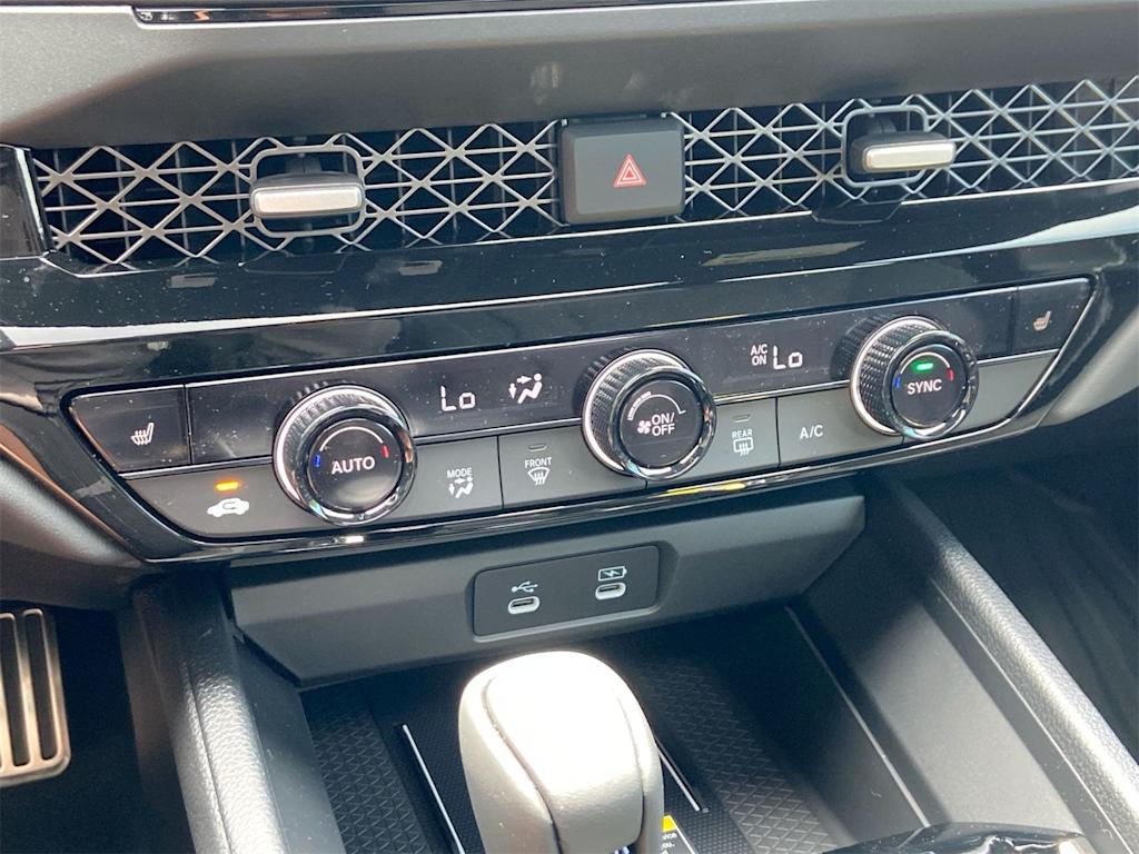 Thumbnail: 2025 Honda Accord - 26