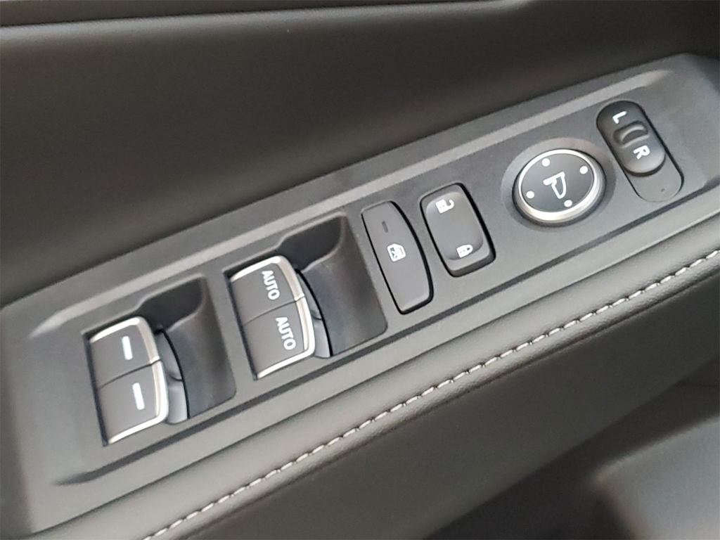 Thumbnail: 2025 Honda Accord - 26