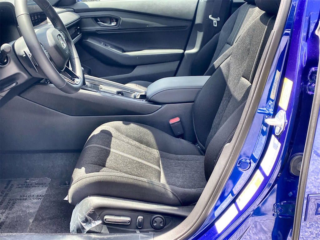 Thumbnail: 2025 Honda Accord - 9