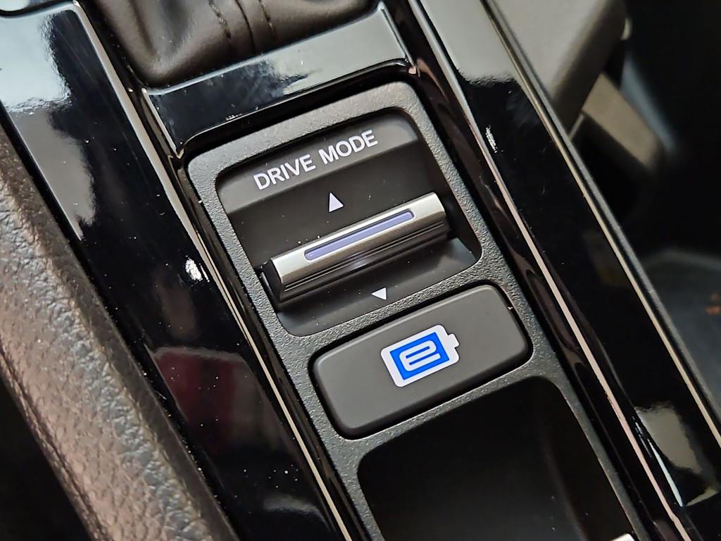 Thumbnail: 2025 Honda Accord - 32