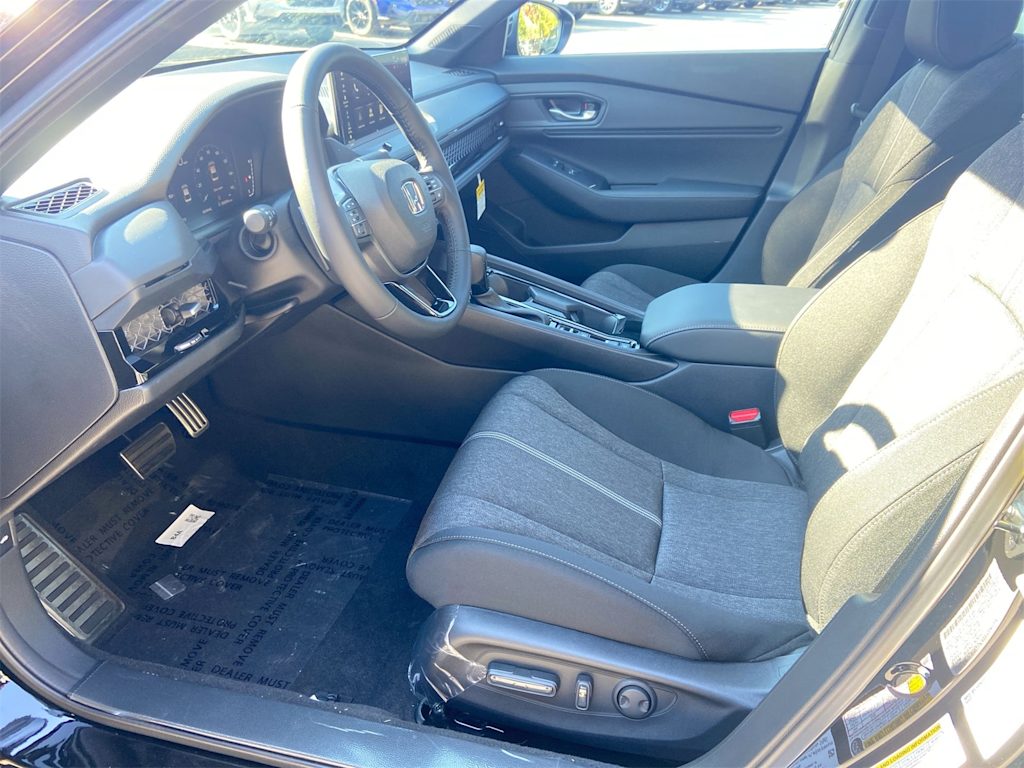 Thumbnail: 2025 Honda Accord - 9