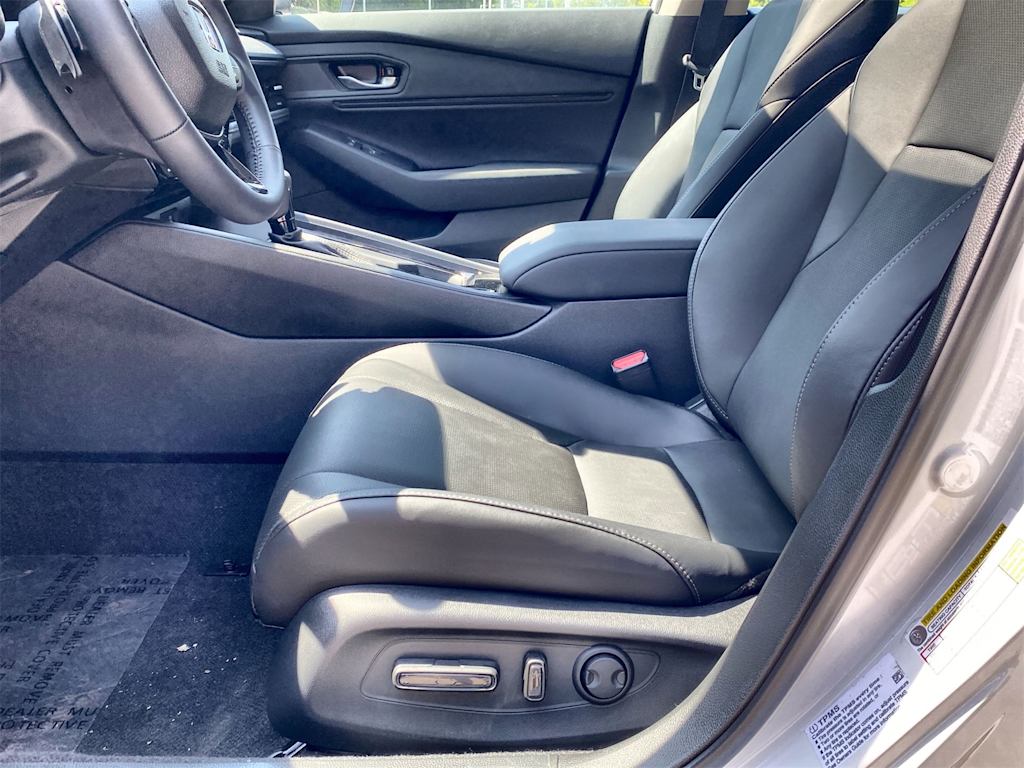 Thumbnail: 2025 Honda Accord - 9