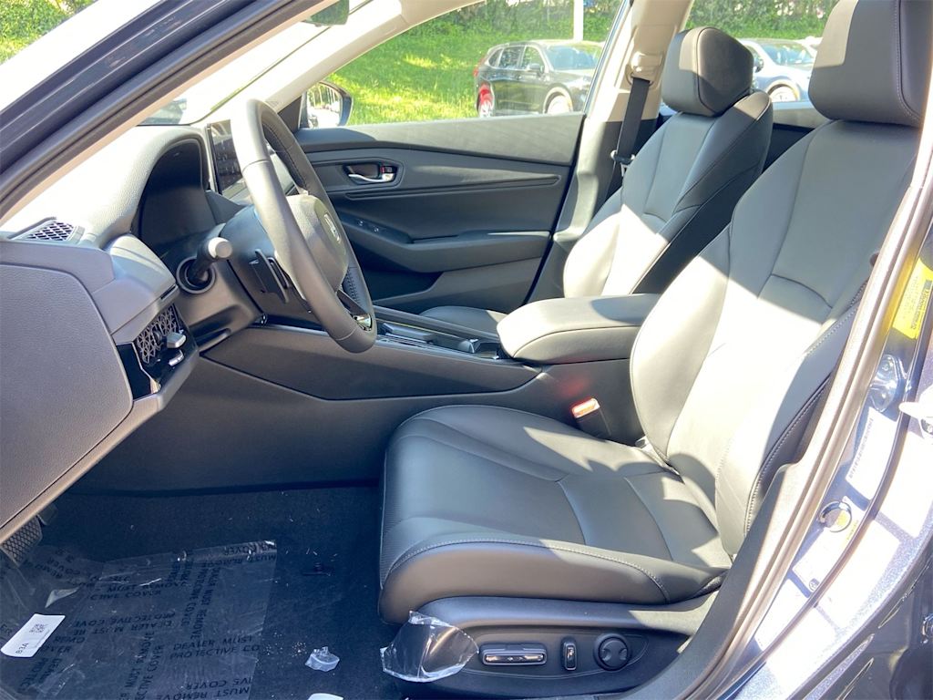 Thumbnail: 2025 Honda Accord - 9