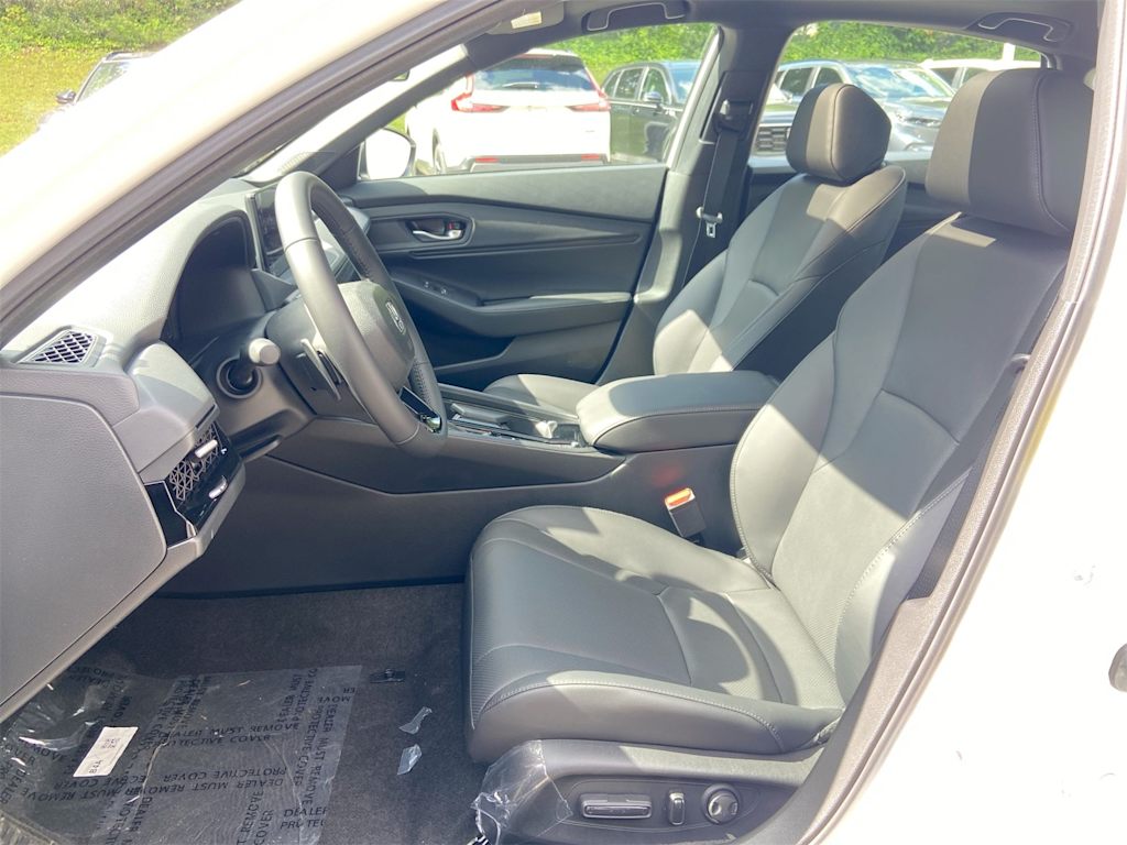 Thumbnail: 2025 Honda Accord - 9