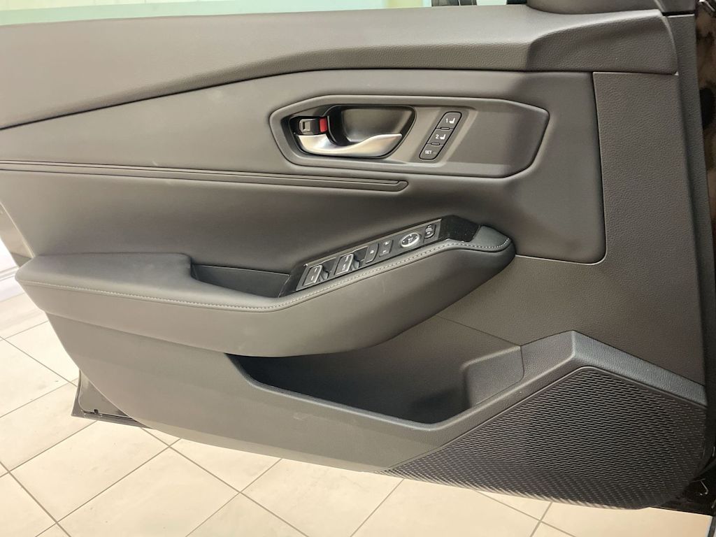 Thumbnail: 2025 Honda Accord - 25