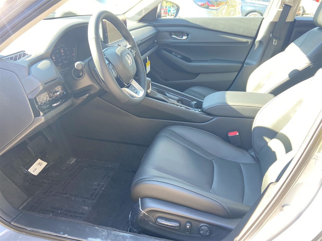 Thumbnail: 2025 Honda Accord - 9