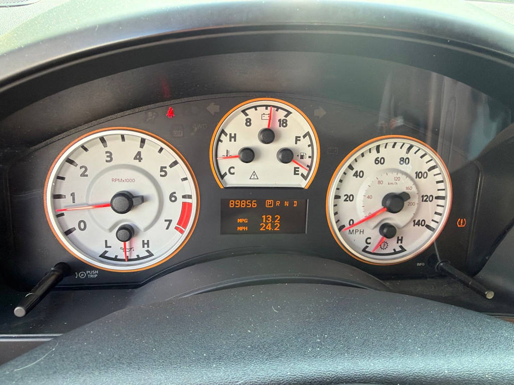 Thumbnail: 2012 Nissan Titan - 10