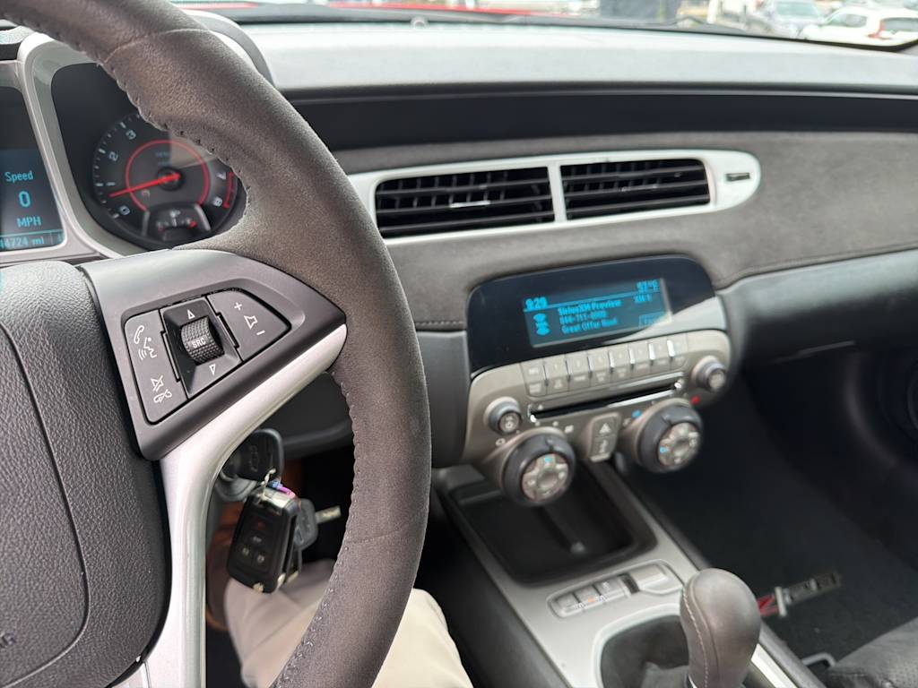 Thumbnail: 2015 Chevrolet Camaro - 3