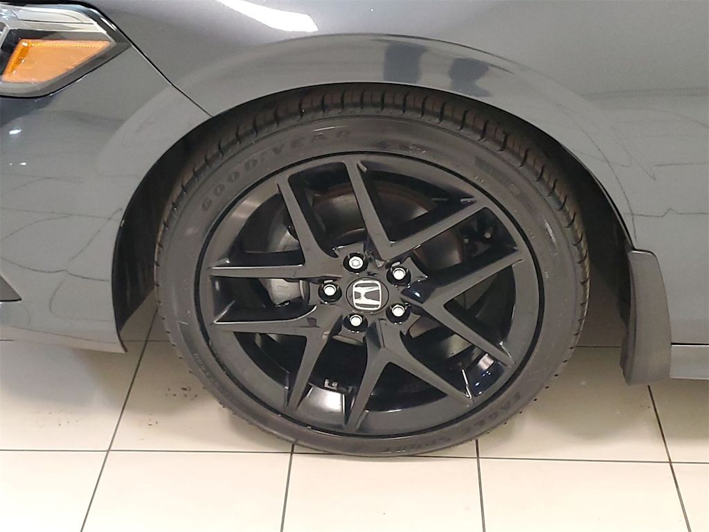 Thumbnail: 2024 Honda Civic - 6