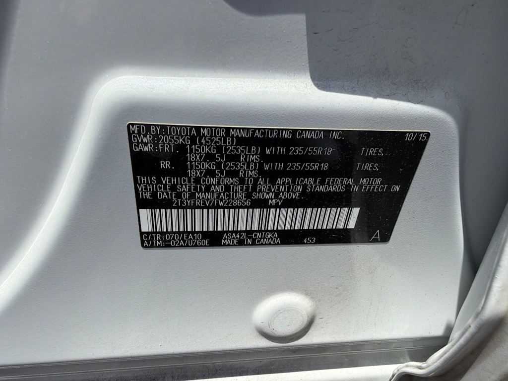 Thumbnail: 2015 Toyota RAV4 - 11