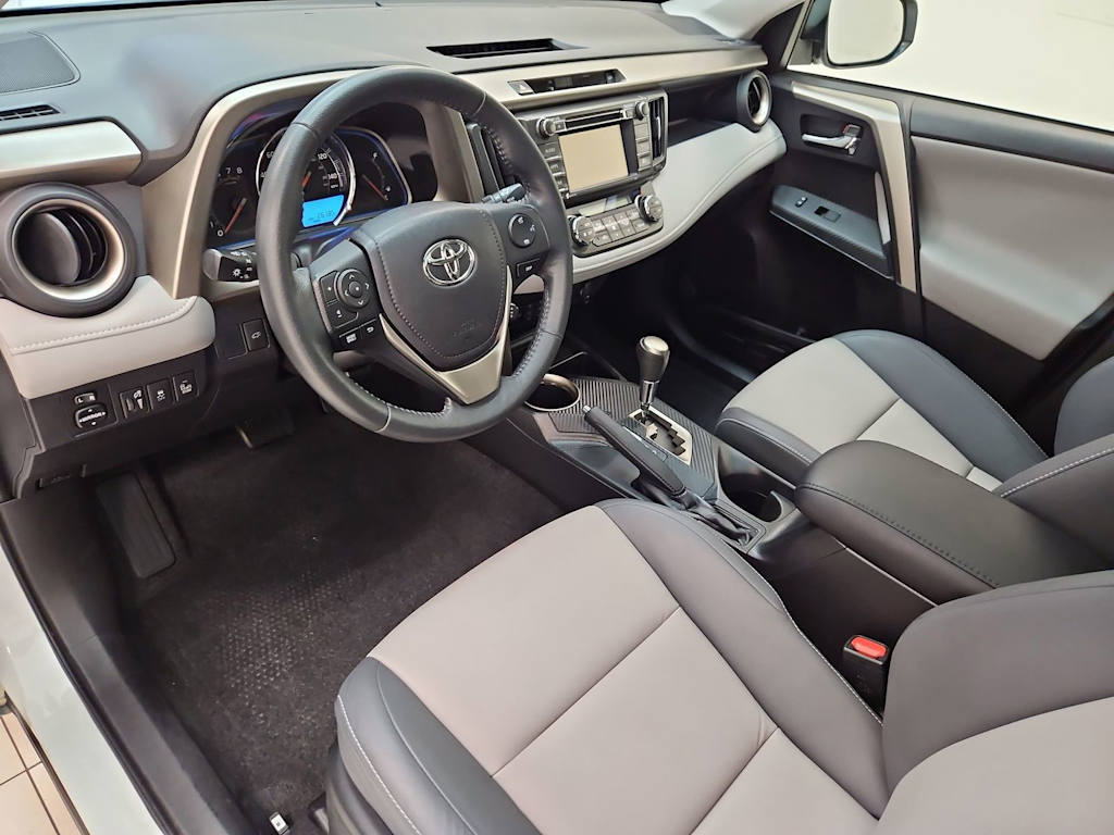 Thumbnail: 2015 Toyota RAV4 - 2