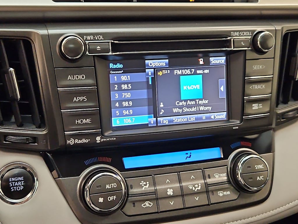 Thumbnail: 2015 Toyota RAV4 - 17
