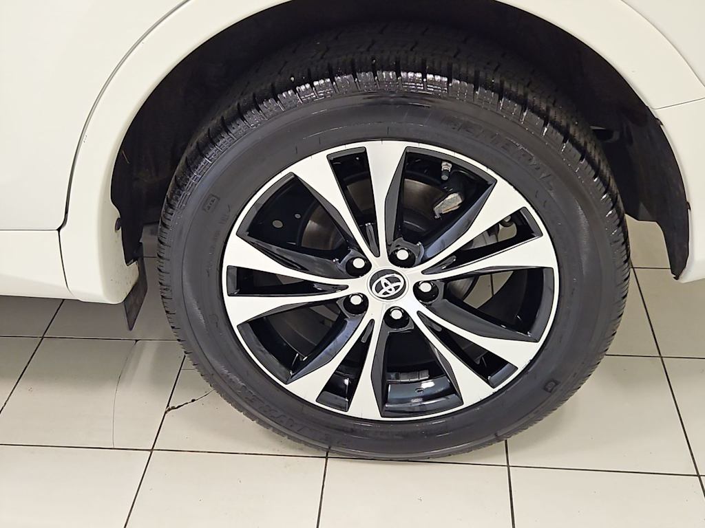Thumbnail: 2015 Toyota RAV4 - 5