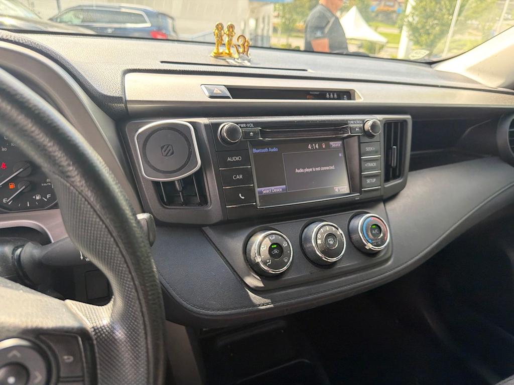 Thumbnail: 2018 Toyota RAV4 - 7