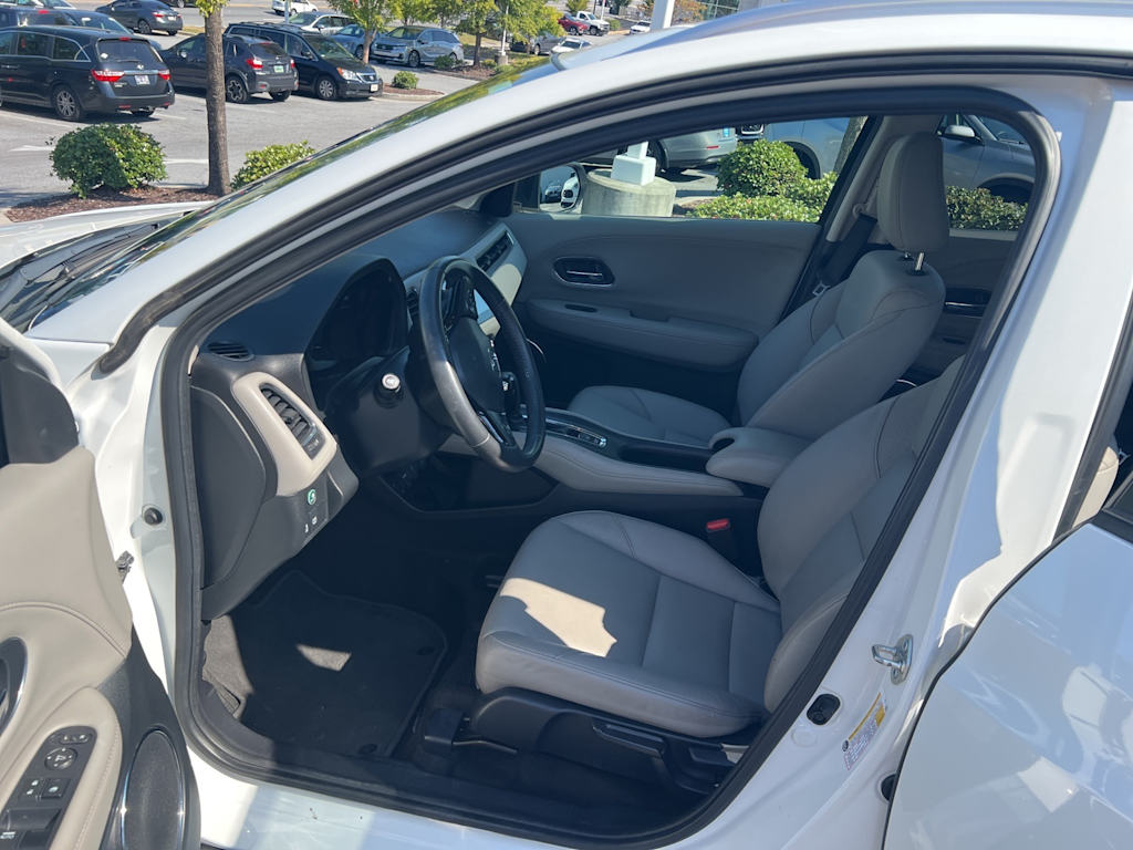 Thumbnail: 2018 Honda HR-V - 18