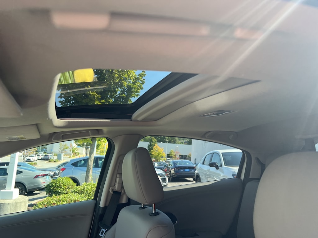 Thumbnail: 2018 Honda HR-V - 20