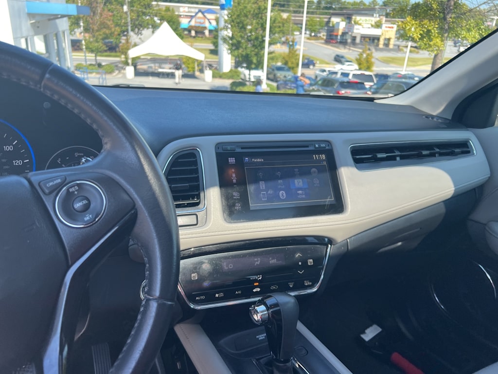 Thumbnail: 2018 Honda HR-V - 21