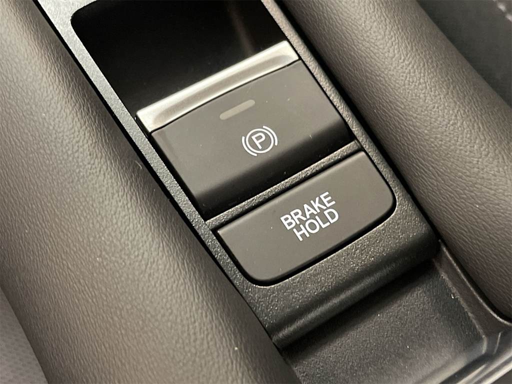 Thumbnail: 2025 Honda HR-V - 30