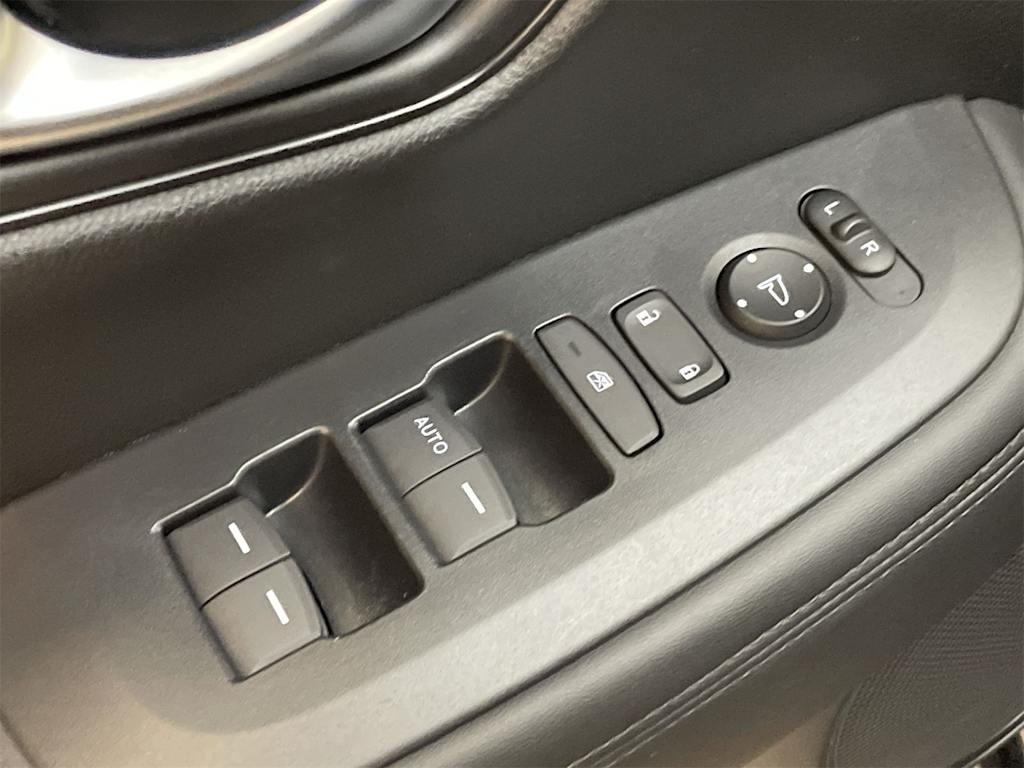 Thumbnail: 2025 Honda HR-V - 24