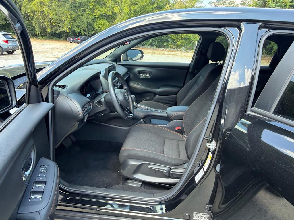 Thumbnail: 2025 Honda HR-V - 22