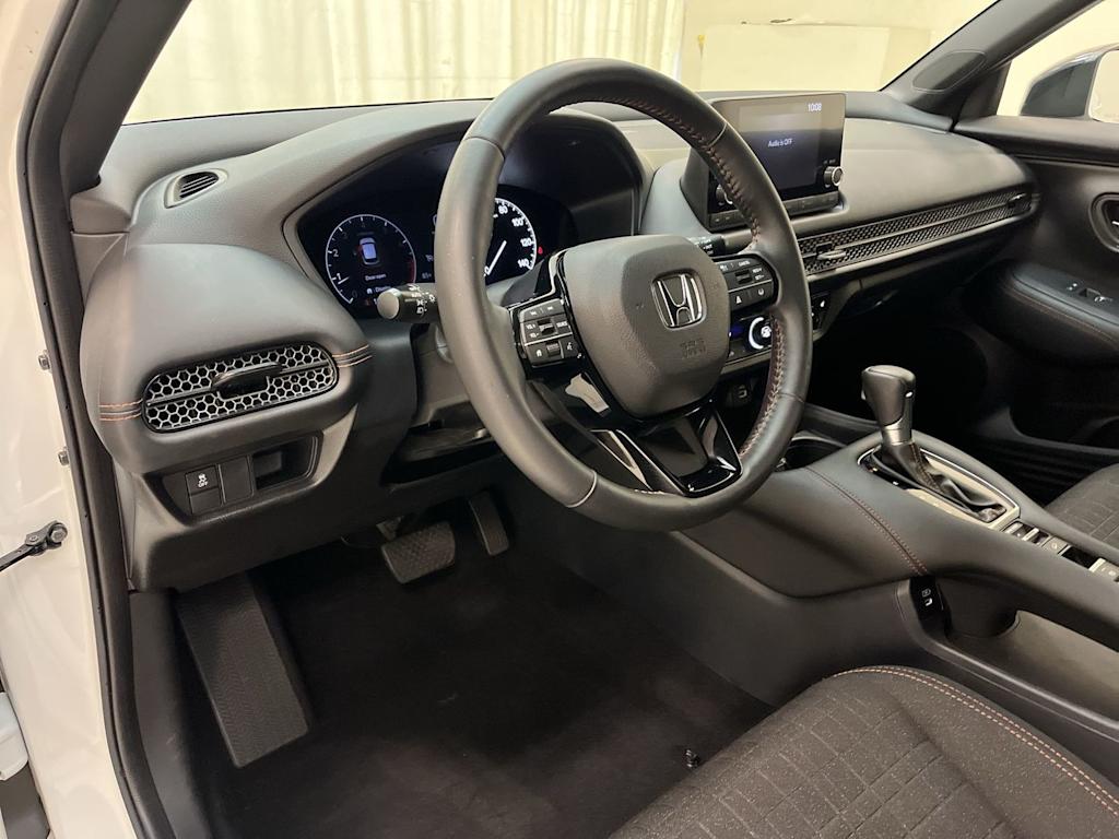 Thumbnail: 2024 Honda HR-V - 2