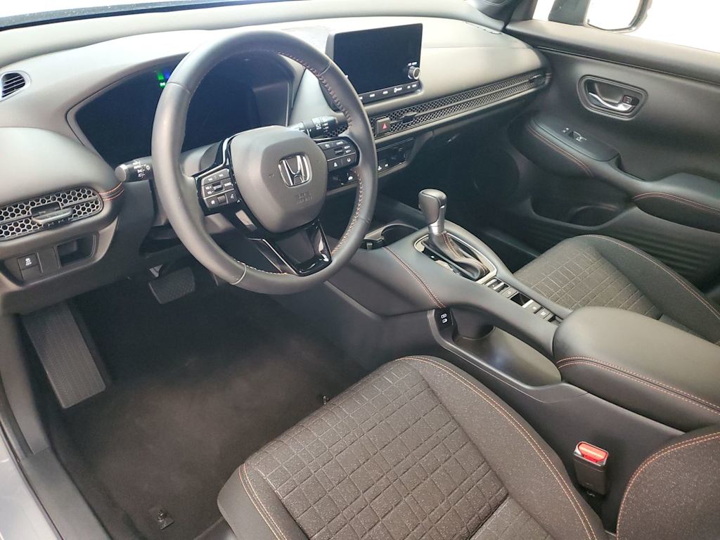 Thumbnail: 2025 Honda HR-V - 2