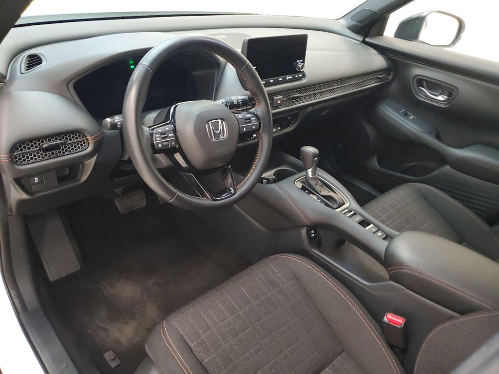 Thumbnail: 2025 Honda HR-V - 2